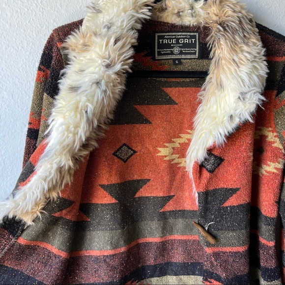 True Grit Southwestern Jacket with Faux Fur, size S - Picture 10 of 12